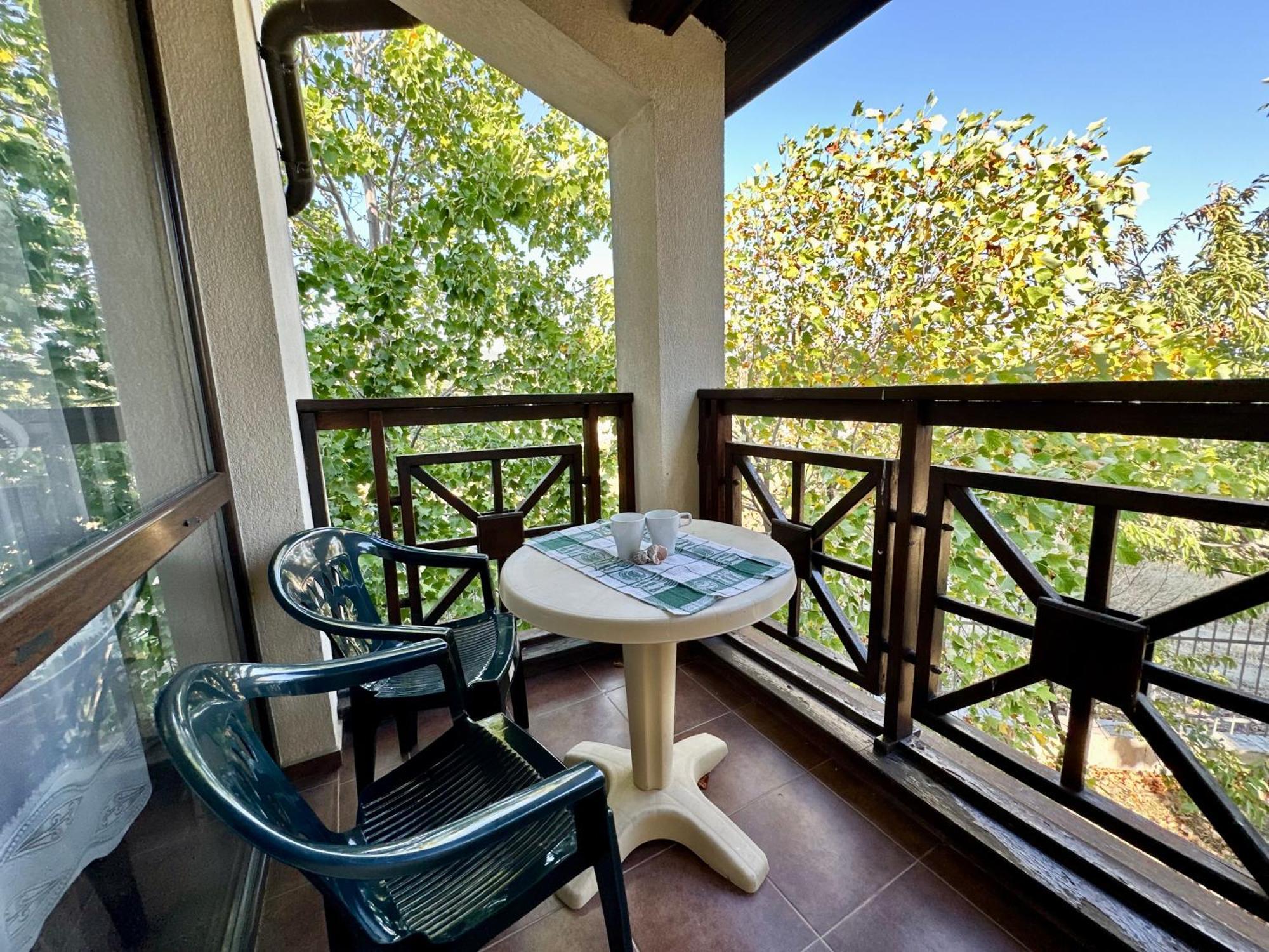 Menada Imperial Heights Villas Slantschew brjag Exterior foto
