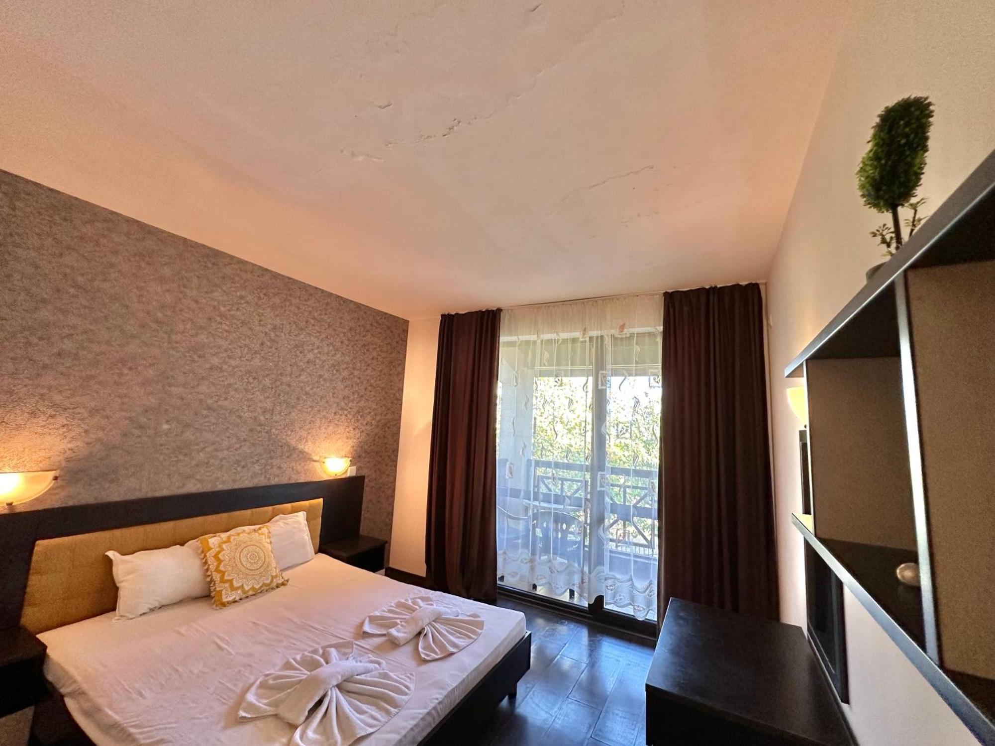Menada Imperial Heights Villas Slantschew brjag Exterior foto